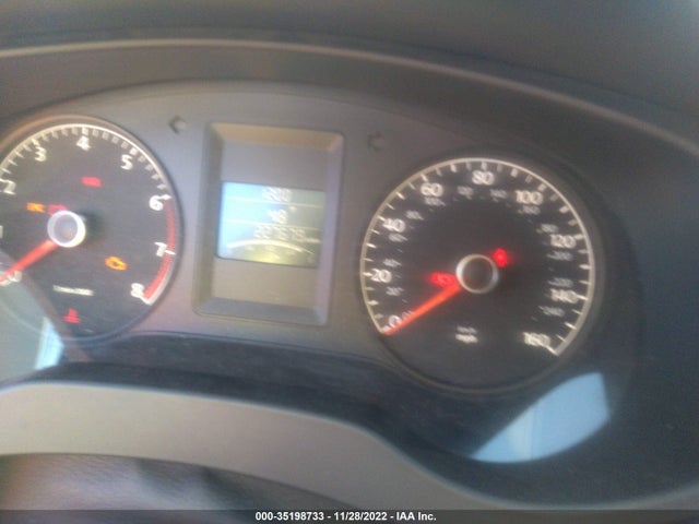 3VW1K7AJ8EM324300 Volkswagen Jetta Sedan S