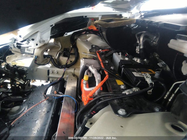 Tesla Model Y Long Range 2021 5YJYGDEE4MF090626 Image 9