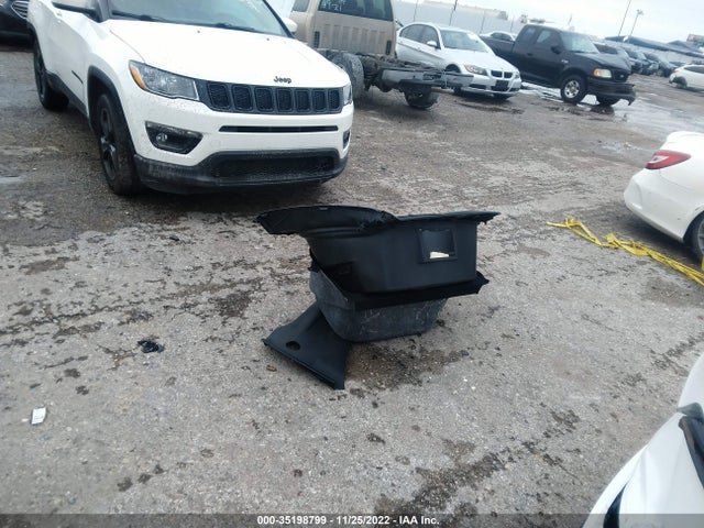 Tesla Model Y Long Range 2021 5YJYGDEE4MF090626 Image 11