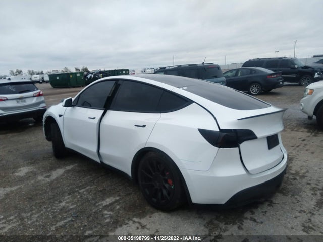 Tesla Model Y Long Range 2021 5YJYGDEE4MF090626 Image 3