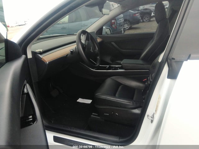 Tesla Model Y Long Range 2021 5YJYGDEE4MF090626 Image 5