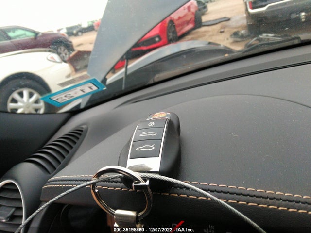 2018 Porsche 718, VIN: WP0CA2A86JS210778