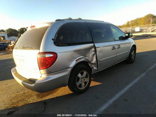 2005 DODGE GRAND CARAVAN SXT VIN: 2D4GP44L85R230164