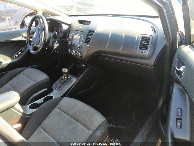 35199125 :رقم المزاد ، KNAFX5A8XG5600686 vin ، 2016 Kia Forte 5-door Ex مزاد بيع