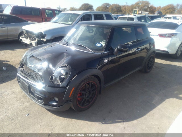 Mini Cooper Hardtop S 2013 WMWSV3C53DT477879 Image 2