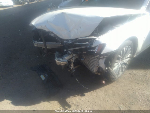 2019 Audi A8, VIN: WAU8DAF85KN009211