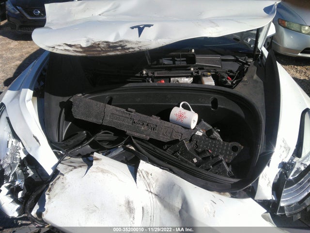 Tesla Model 3 Performance 2020 5YJ3E1EC6LF627590 Image 10