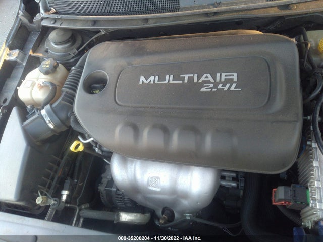 1C3CCCBB4GN175650 Chrysler 200
