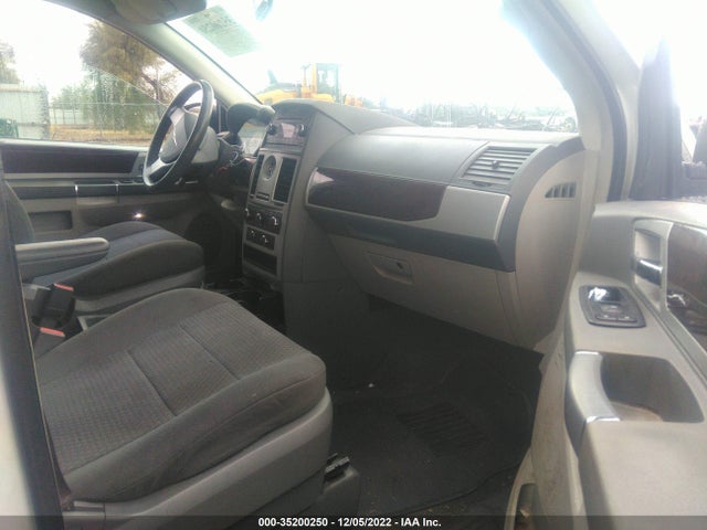 2A4RR5D14AR412971 Chrysler Town & Country Touring