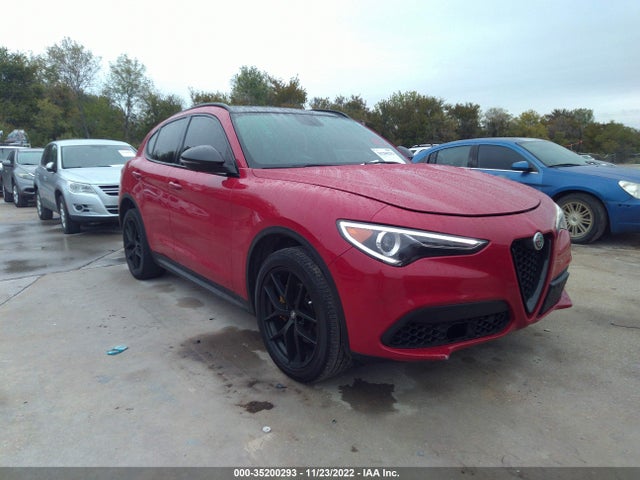 2019 Alfa Romeo Stelvio, VIN: ZASPAKAN3K7C69239