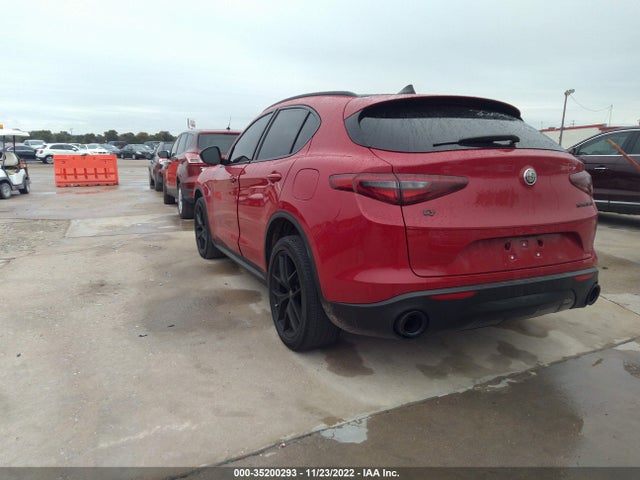 2019 Alfa Romeo Stelvio, VIN: ZASPAKAN3K7C69239