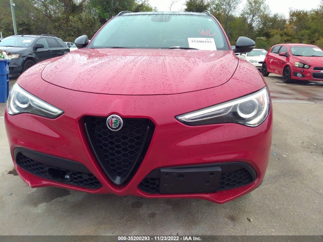 2019 Alfa Romeo Stelvio, VIN: ZASPAKAN3K7C69239