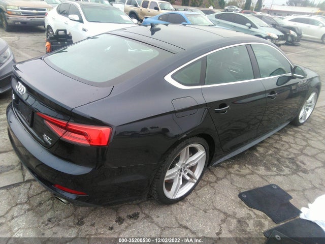 WAUENCF52JA007925 Audi A5 Sportback Premium Plus
