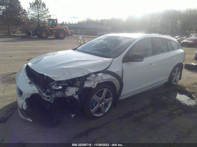 2016 Volvo V60, VIN: YV4612HK7G1013208