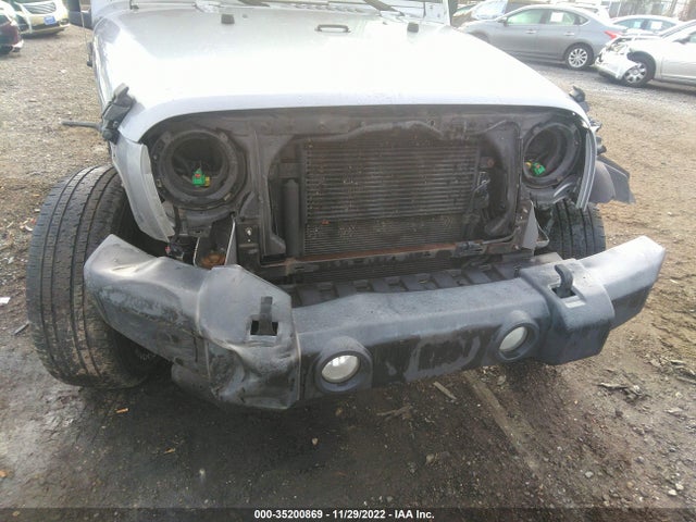 2016 JEEP WRANGLER UNLIMITED SPORT VIN: 1C4BJWDG4GL119940