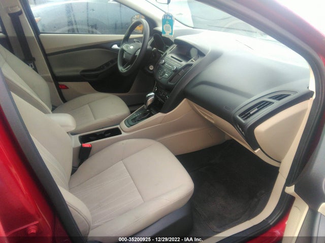 2015 Ford Focus Se მანქანა იყიდება აუქციონზე, vin: 1FADP3F2XFL211128, აუქციონის ნომერი: 35200925