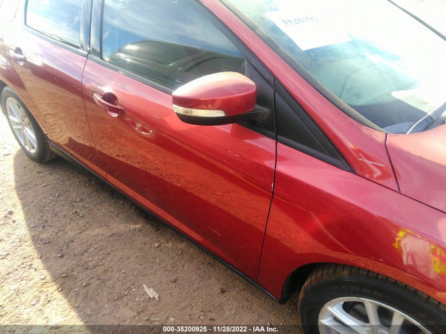 2015 Ford Focus Se მანქანა იყიდება აუქციონზე, vin: 1FADP3F2XFL211128, აუქციონის ნომერი: 35200925