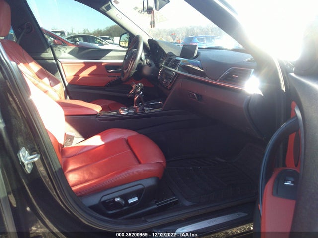 2017 BMW 3 Series, VIN: WBA8Z9C3XHG826390