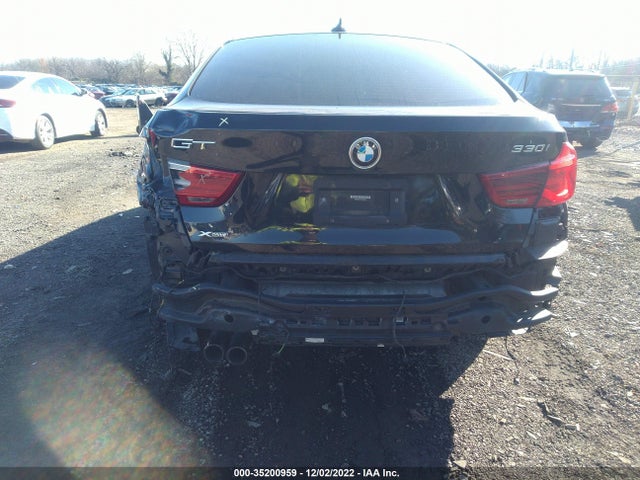 2017 BMW 3 Series, VIN: WBA8Z9C3XHG826390