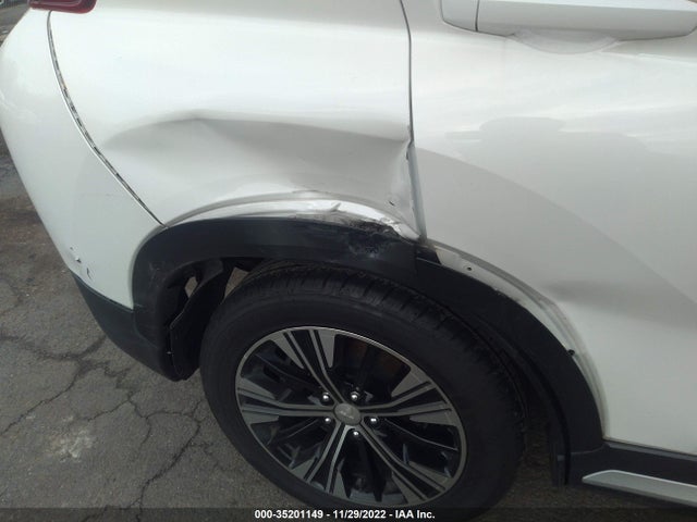 2018 Mitsubishi Eclipse, VIN: JA4AT5AA7JZ056220