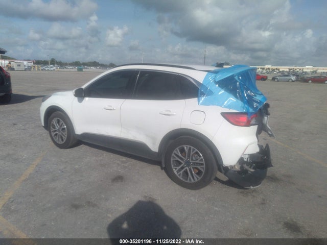 2021 Ford Escape, VIN: 1FMCU0H67MUA15857