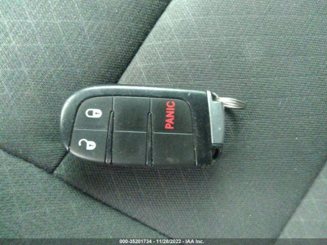 1C4RJFAG2KC724759 Jeep Grand Cherokee Laredo