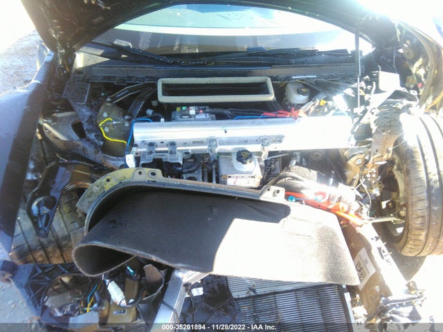 2021 Tesla Model S, VIN: 5YJSA1E68MF451371