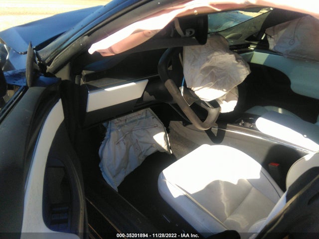 2021 Tesla Model S, VIN: 5YJSA1E68MF451371