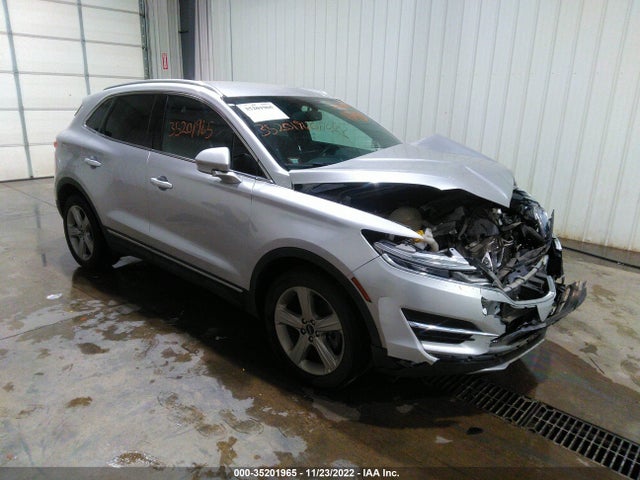 2017 Lincoln MKC, VIN: 5LMCJ1C95HUL33883