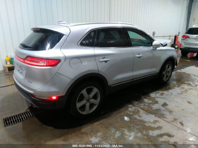 5LMCJ1C95HUL33883 Lincoln Mkc Premiere