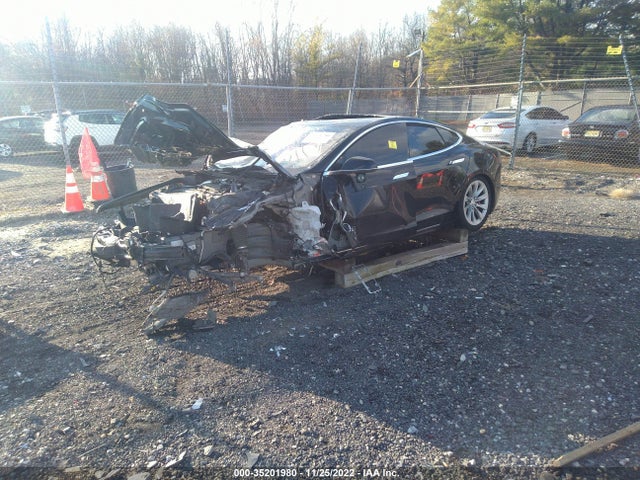 Tesla MODEL S 2017 5YJSA1E42HF205243 Image 2
