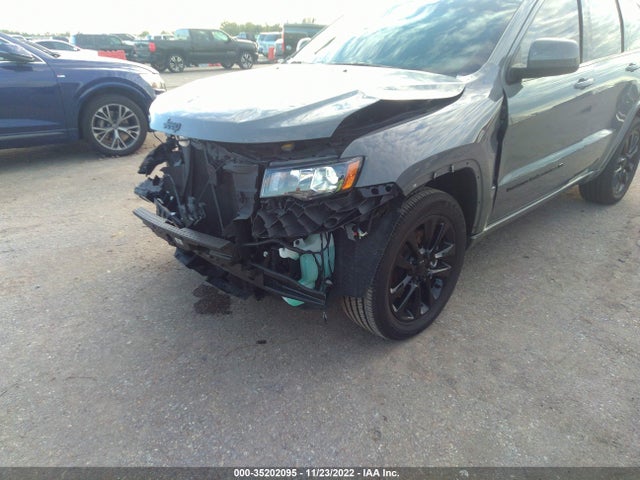 2022 Jeep Grand Cherokee, VIN: 1C4RJEAG3NC155435