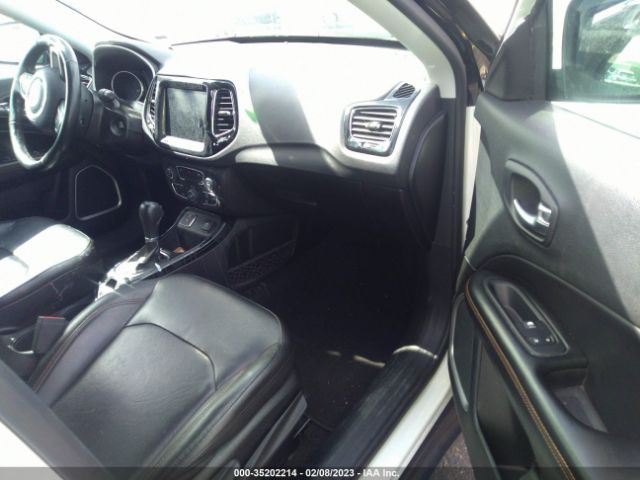 3C4NJCCB6LT198477 Jeep Compass Limited
