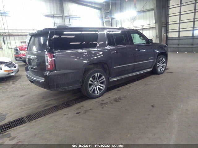 GMC YUKON XL 2017 1GKS2HKJ5HR286351 Image 4