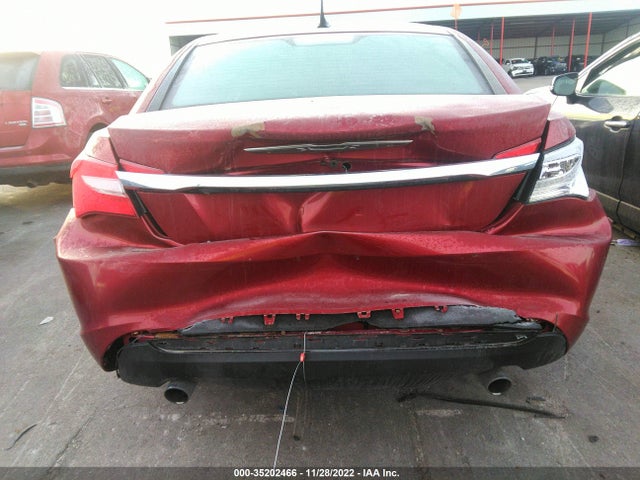 1C3CCBAG2DN728878 Chrysler 200 LX