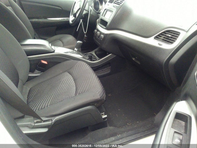 2015 DODGE JOURNEY SXT VIN: 3C4PDDBG7FT740032