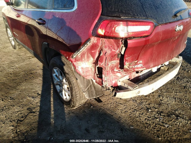 1C4PJMCS7FW794016 Jeep Cherokee Latitude