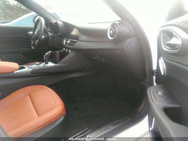 2022 Alfa Romeo Giulia, VIN: ZARFANBN2N7663491