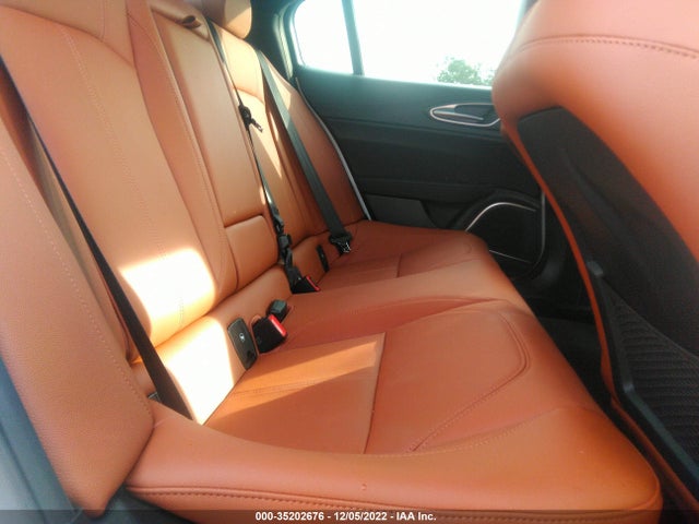 2022 Alfa Romeo Giulia, VIN: ZARFANBN2N7663491
