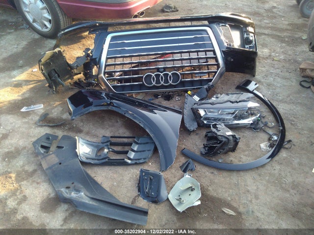 WA1WAAF76HD007695 Audi Q7 Prestige