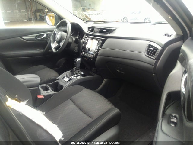 35202940 :رقم المزاد ، KNMAT2MV1HP616614 vin ، 2017 Nissan Rogue Sv مزاد بيع
