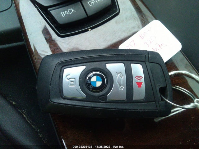 BMW 3 Series 320i 2017 WBA8E1G51HNU12757 Image 11