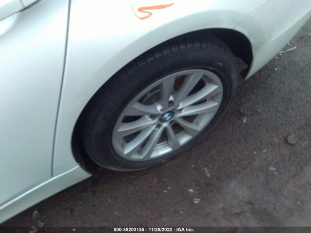BMW 3 Series 320i 2017 WBA8E1G51HNU12757 Image 13