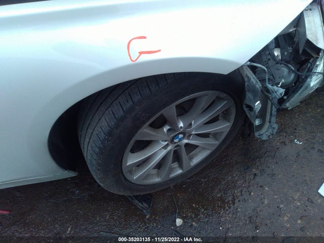 BMW 3 Series 320i 2017 WBA8E1G51HNU12757 Image 14