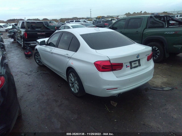 BMW 3 Series 320i 2017 WBA8E1G51HNU12757 Image 3