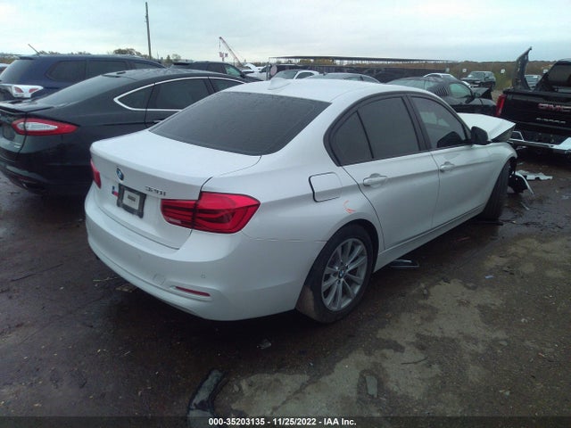 BMW 3 Series 320i 2017 WBA8E1G51HNU12757 Image 4