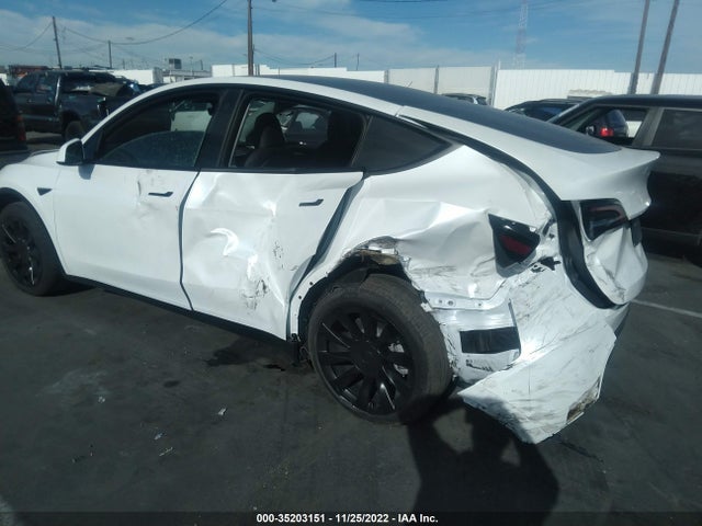 Tesla Model Y Long Range 2023 7SAYGDEE1PA025138 Image 7