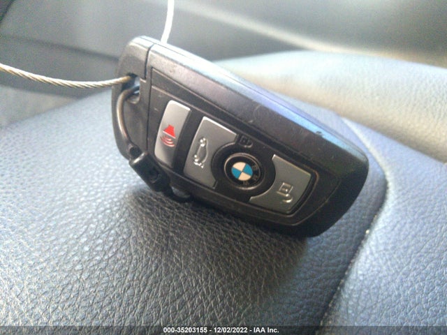 2017 BMW 3 Series, VIN: WBA8E5G56HNU22370