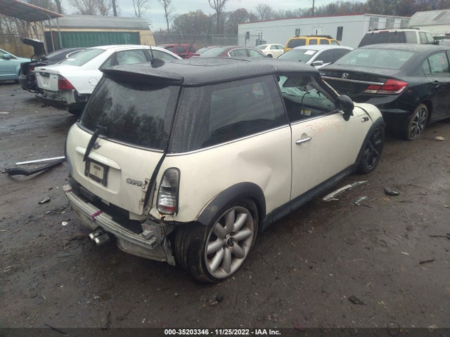 2006 MINI COOPER S WMWRE33546TN25469 Photo 3