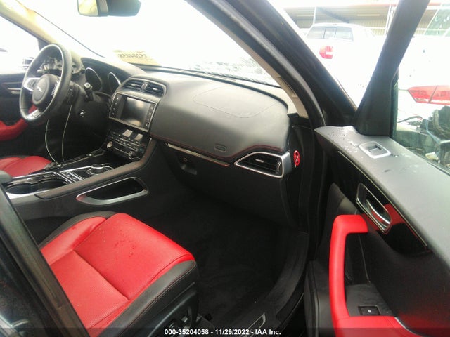 2017 Jaguar F-PACE, VIN: SADCL2BV4HA890103